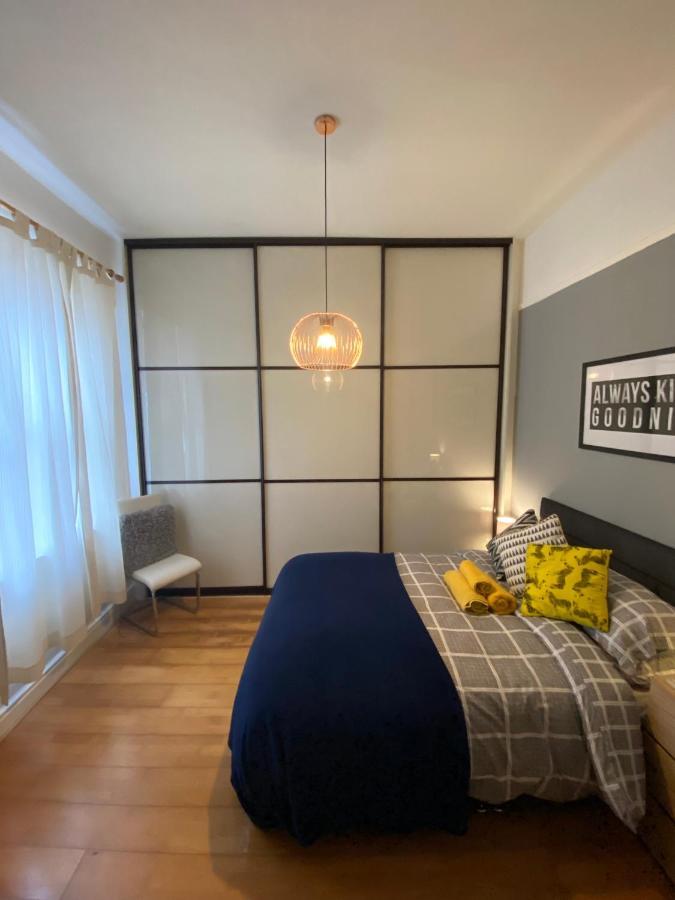 Stylish Apartment With Secure Parking Close To City Честер Екстер'єр фото